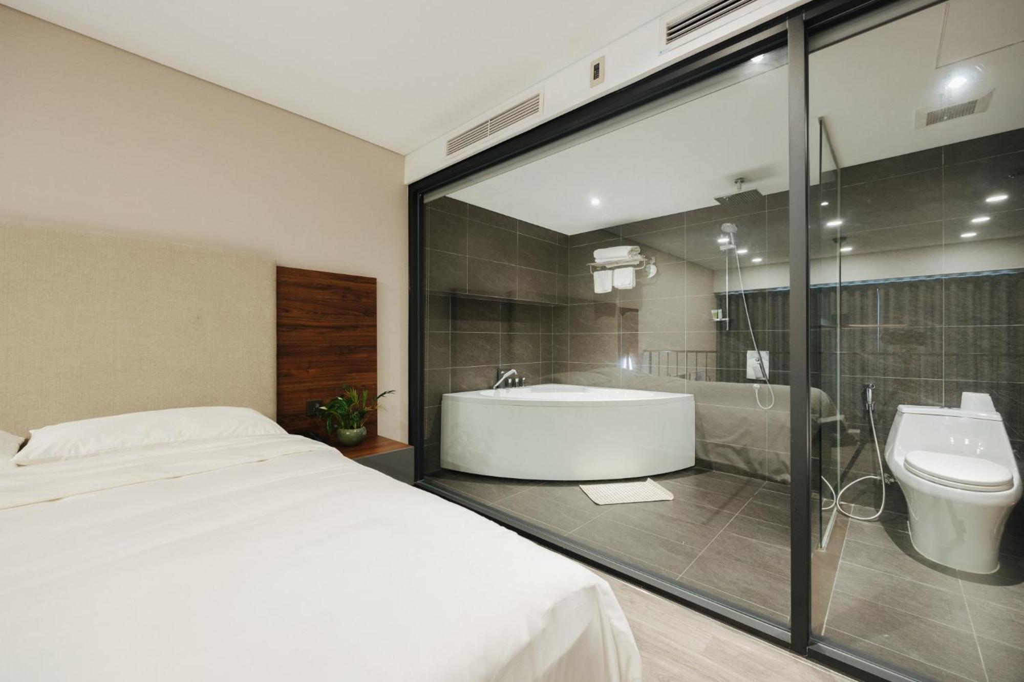 Pentstudio West Nikomix 75m2 Appart hôtel